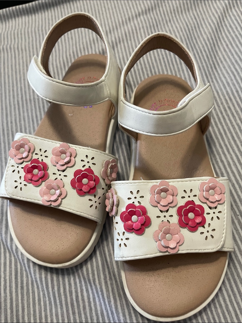 White Mountain Girls White Sandals with Pink Floral Accents